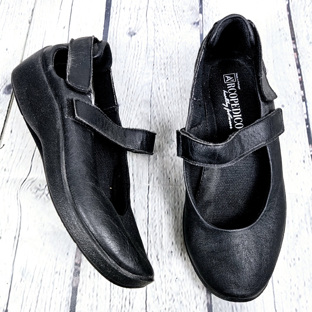 ARCOPEDICO | slip-on mary-jane comfort walking shoes